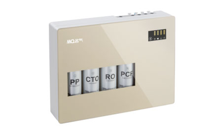 名氣凈水機，五重凈水呈現(xiàn)純真本色 名氣凈水機創(chuàng)新濾芯設計，小身材大凈化 五級全優(yōu)凈化，暢飲健康好水